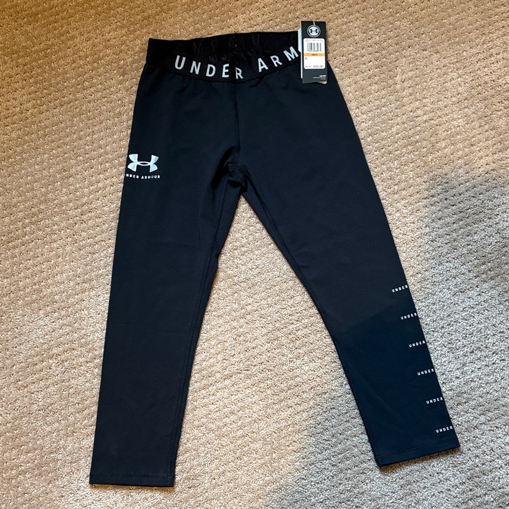 Women’s Under Armour Black Active Capri Pants